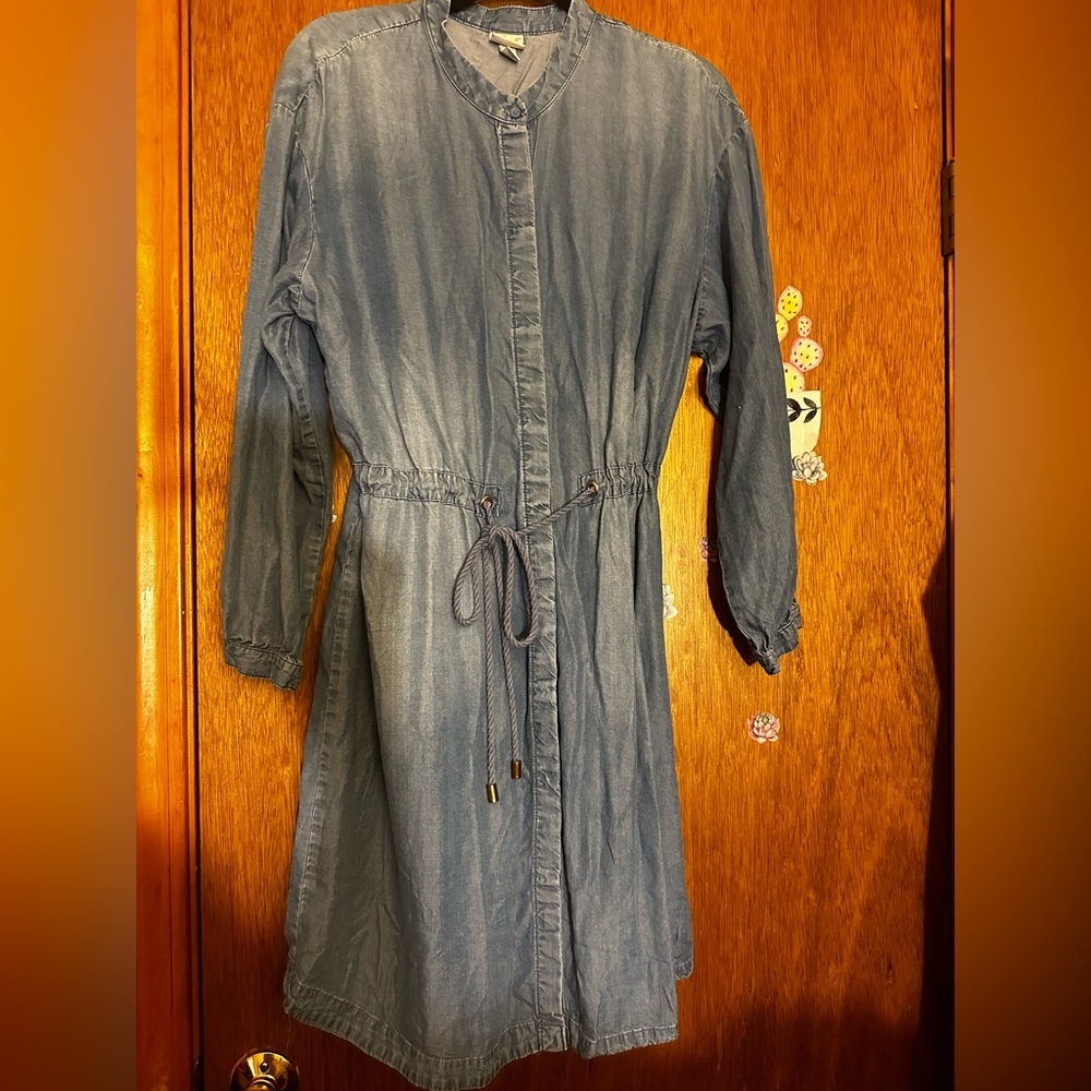 A Women Jean Dress Size XXL